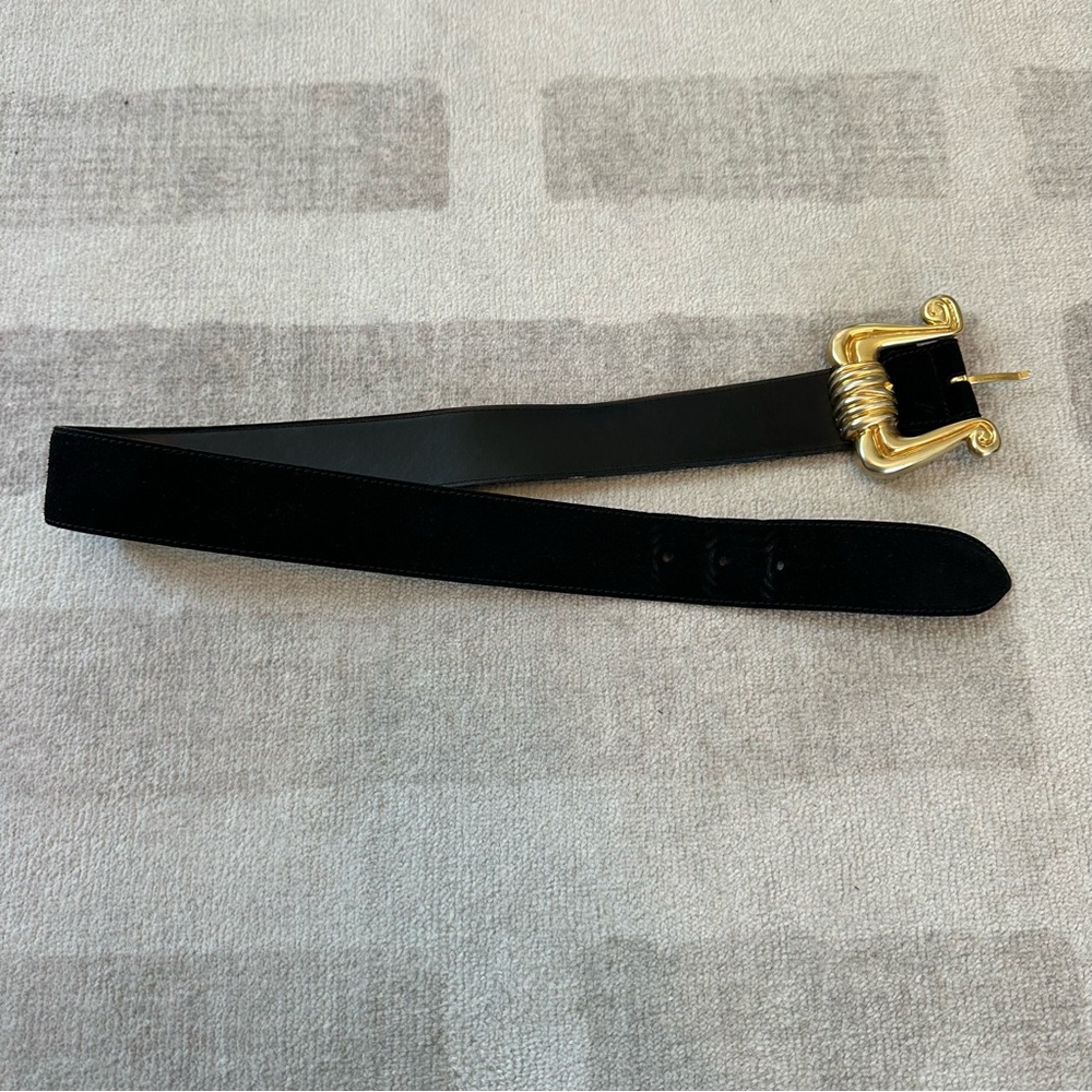 AVIGNON Made in Spain Genuine Leather Belt Black Statement Buckle Gold